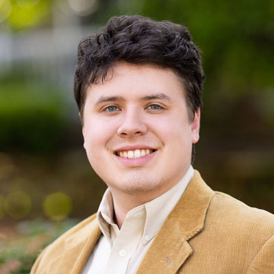 Headshot of Noah Barker